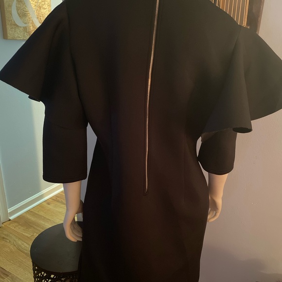 Dress - Picture 5 of 11